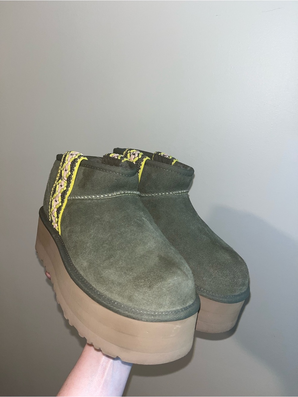 UGG Classic Ultra Mini Braid Platform
